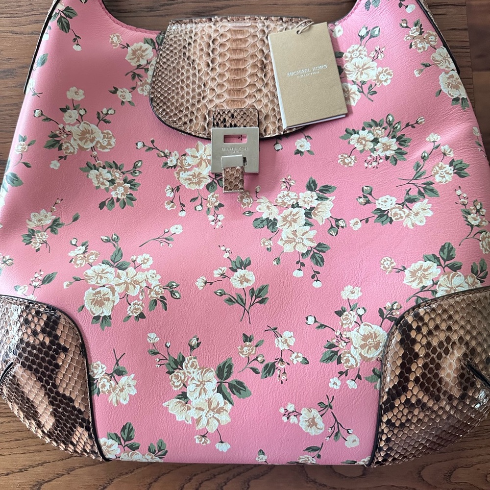Michael Kors Petal BancroftXL Shoulder Bag